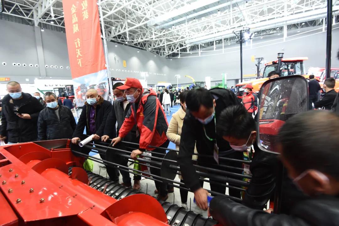 网聚农机人的力量!郑州中联用户俱乐部正式成立